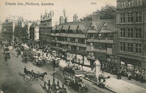 Staple Inn, Holborn, Londra by English Photographer