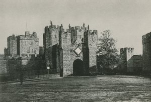 Barbican, Alnwick Kalesi by English Photographer