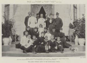 Danimarka Kraliyet Ailesinin Son Portre Grubu by English Photographer