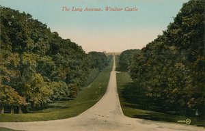 Long Avenue, İngiltere'deki Windsor Kalesi. 1913 yılında gönderilen kartpostal. by English Photographer