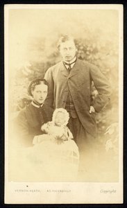Galler Prensi ve Prensesi ve Prens Albert Victor by English Photographer