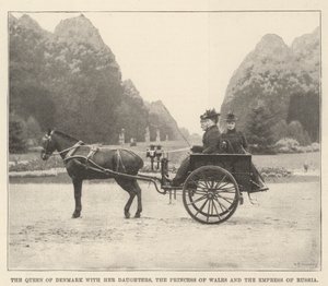 Danimarka Kraliçesi, Kızları, Galler Prensesi ve Rusya İmparatoriçesi ile birlikte by English Photographer