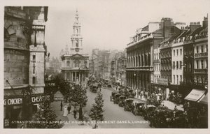 The Strand, gösteren Somerset House ve St Clement Danes, Londra by English Photographer