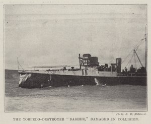 Torpido-Destroyer Dasher, Çarpışmada hasar gördü by English Photographer