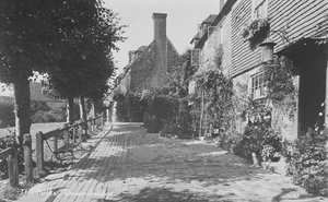 Yürüyüşler, Groombridge by English Photographer