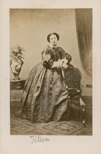 Theresa Titiens, şarkıcı by English Photographer