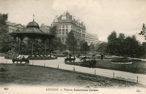 Victoria Embankment Bahçeleri, Londra by English Photographer