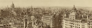 Anıtın zirvesinden Londra
