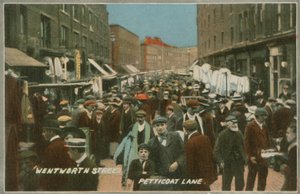 Wentworth Caddesi, Petticoat Lane, Londra by English Photographer