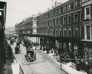 Whiteleys, Westbourne Grove, Londra by English Photographer
