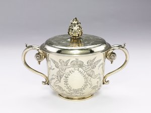 Kapalı Kupa, 1686 by English School