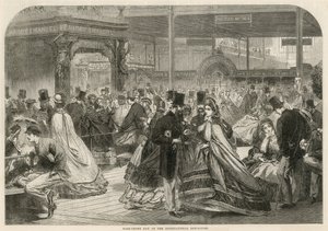 1862 Uluslararası Sergisinde yarım taç günü by English School