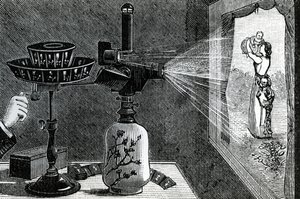 Anne sahnesini yansıtan Magic Lantern by English School