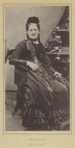 Bayan Hayes, Polly Toodle (taş) by English School