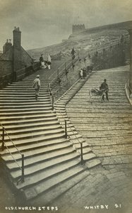 Eski Kilise Merdivenleri, Whitby (b/w fotoğraf) by English School