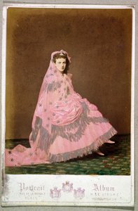 Kadın kostümlü kartpostal by English School