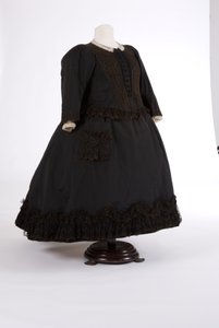 Kraliçe Victoria elbisesi, 1890