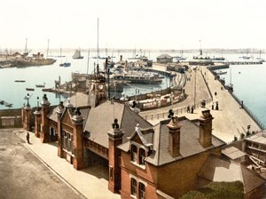 The Pier, Southampton (el ile renklendirilmiş fotoğraf) by English School