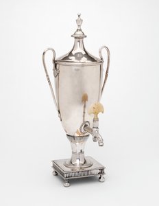 Urn, c.1790 (sheffield plakası ve kemiği) by English School