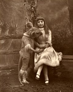 Alice ve fındık faresi, 1887