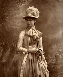 Violet Vanbrugh, İngiliz aktris, 1887.