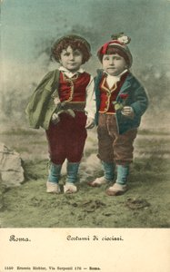 Ciociazi kostümleri (renkli fotoğraf) by Ernest Richter