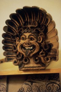Gorgon başı şeklinde antefix (pişmiş toprak) by Etruscan