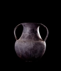 Etrüsk uygarlığı: siyah bucchero amfora, Veio