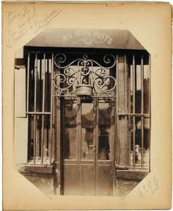 "Documents for the History of Old Paris" albümünden bir sayfa, c.1910 by Eugène Atget