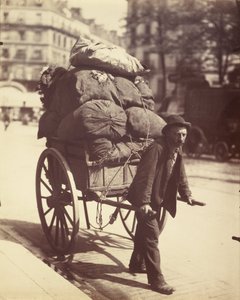 Şifonyer (Ragpicker) by Eugène Atget
