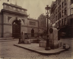 LÉcole Polytechnique Çeşmesi, 1902. by Eugène Atget