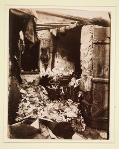 Kapı by Eugène Atget