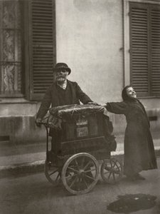 sokak müzisyenleri by Eugène Atget