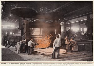 Krupp, Bir zırh plakasının yuvarlanması (s/b fotoğraf) by European Photographer