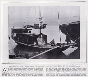 "Büyük Nehir" üzerinde seyahat eden bir misyoner ve ailesi Yangtze-Kiang