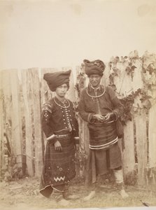 Kachin Kadınları by Felice Beato