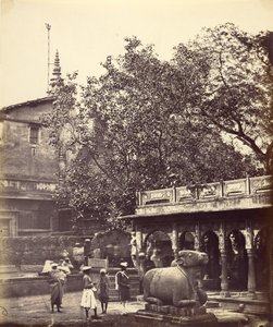 Kutsal Kuyu (Benares) by Felice Beato