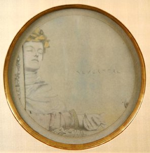 Dreamer, c.1900 (gri kağıt üzerine kurşun kalem ve renkli tebeşir) by Fernand Khnopff