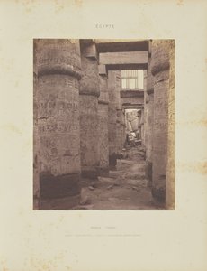 Karnak (Teb). Saray - Hipostil Salonu - K Noktasından enine görünüm