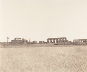 Louksor Thebes, Harabelerin Genel Görünümü, 1851-52, 1853-54 basılmış. by Félix Teynard