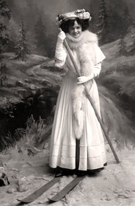Gertie Millar 1879-1952, İngiliz aktris, 1906. by Foulsham and Banfield