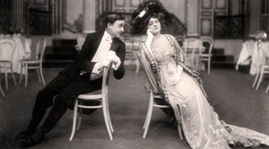 Neşeli Dul, 1907