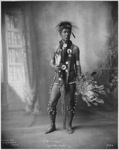 Bulut Adam Assinaboines, 1898. by Frank A. Rinehart