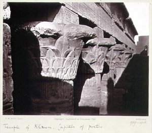 Portiko Başkentleri, Khnum Tapınağı, Esna (b&w fotoğraf)
