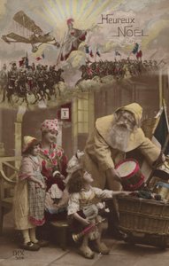 Arka planda Birinci Dünya Savaşı savaşı olan Noel Baba çocuklara hediyeler veriyor. by French Photographer