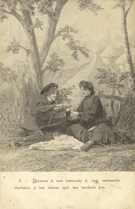 Ülkedeki kadın aşıklar (s/b fotoğraf) by French Photographer