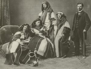 Ferdinand De Lesseps (sağdan ikinci) Süveyş kanalında çalışırken (s/b fotoğraf) by French Photographer