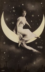Aydaki kız by French Photographer