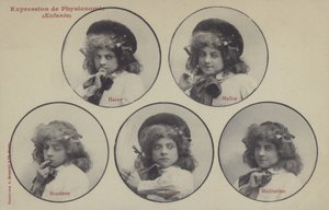 Yüzleri çeken kız (s/b fotoğraf) by French Photographer