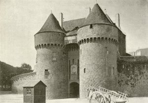 Guerande, Porte Saint-Michel (b/w fotoğraf) by French Photographer